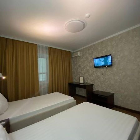 Diar Otel Atyraū Dış mekan fotoğraf